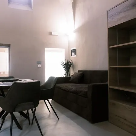 ゲストハウス Relais Ena ガリポリ